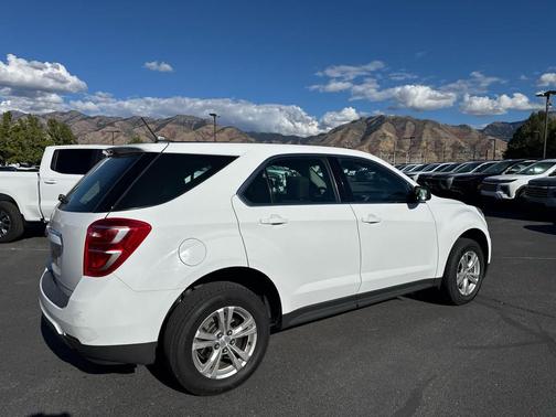 2017 Chevrolet Equinox LS