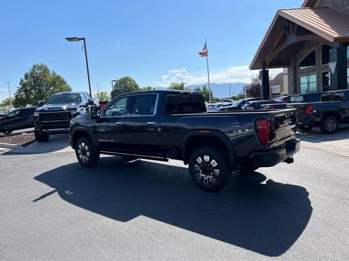 2025 GMC Sierra 2500 Denali