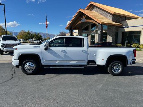 2026 Chevrolet Silverado 3500 High Country