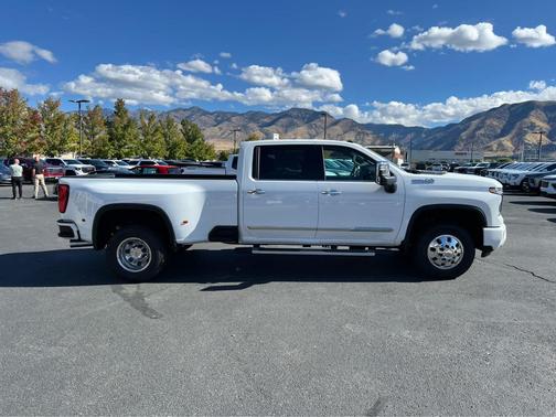 2026 Chevrolet Silverado 3500 High Country