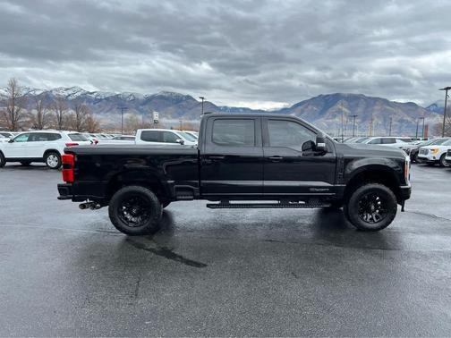 2023 Ford F-350 Lariat