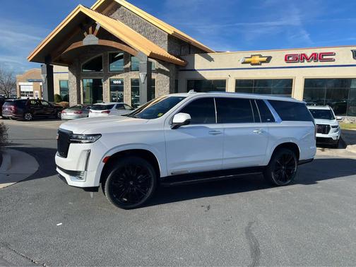 2021 Cadillac Escalade ESV Luxury