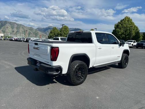 2023 GMC Sierra 1500 AT4X