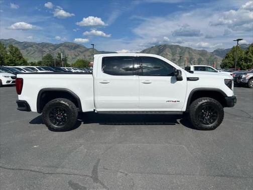 2023 GMC Sierra 1500 AT4X