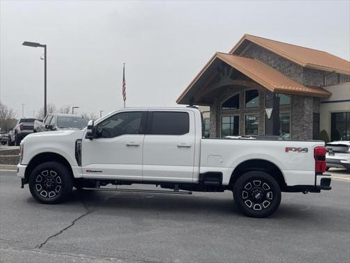 2023 Ford F-350 Platinum
