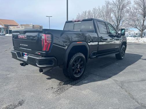 2024 GMC Sierra 2500 AT4