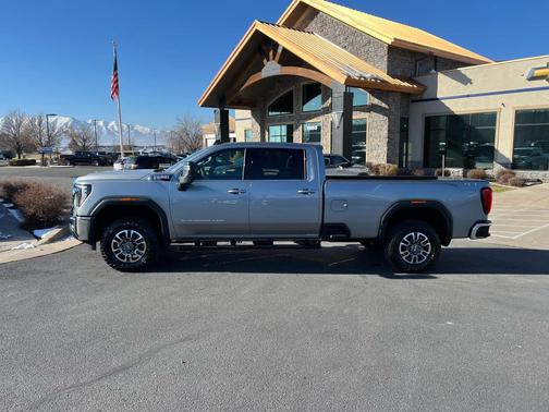 2025 GMC Sierra 3500 SLE