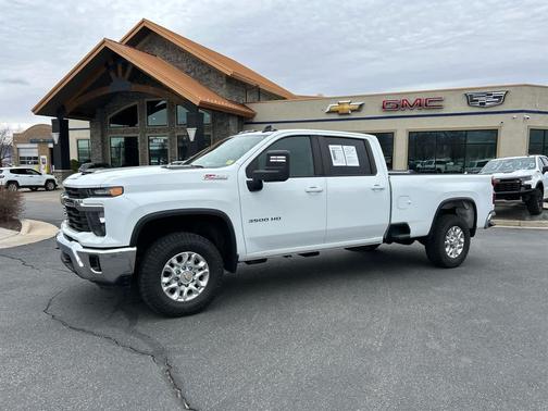 2024 Chevrolet Silverado 3500 LT