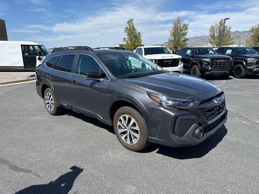 Magnetite Gray Metallic 2023 Subaru Outback Premium
