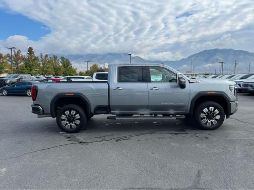 2025 GMC Sierra 3500 Denali