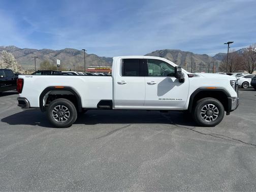 2026 GMC Sierra 3500 SLE