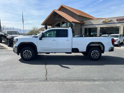 2026 GMC Sierra 3500 SLE