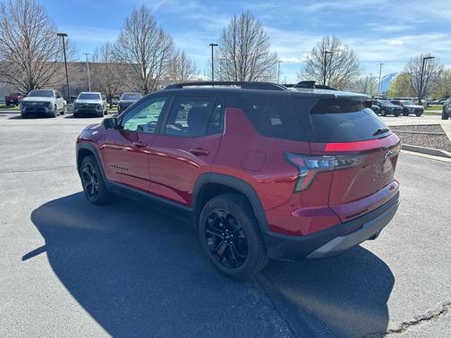 Radiant Red Tintcoat 2025 Chevrolet Equinox 1LT