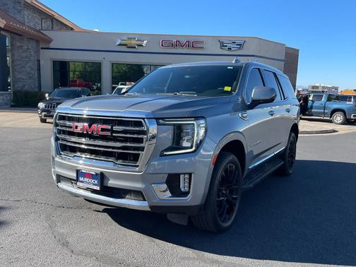 2023 GMC Yukon SLT