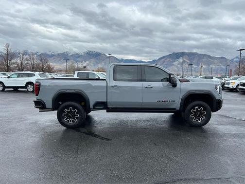 2024 GMC Sierra 2500 AT4X