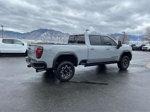 2024 GMC Sierra 2500 AT4X