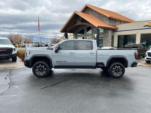 2024 GMC Sierra 2500 AT4X