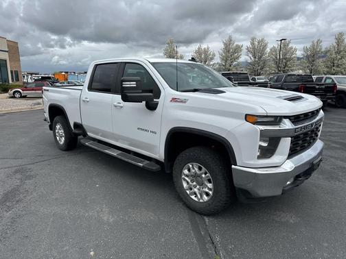 Summit White 2023 Chevrolet Silverado 2500 LT