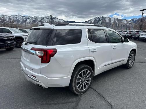 2021 GMC Acadia Denali