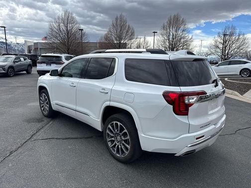 2021 GMC Acadia Denali