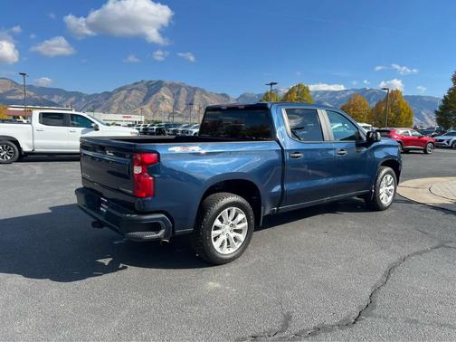 2023 Chevrolet Silverado 1500 Custom