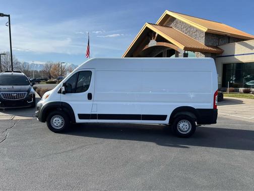 2024 RAM ProMaster 2500 Tradesman
