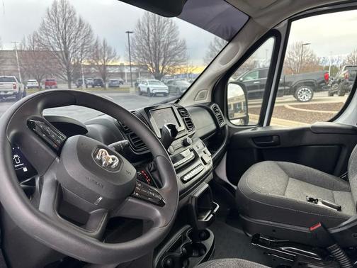 2024 RAM ProMaster 2500 Tradesman