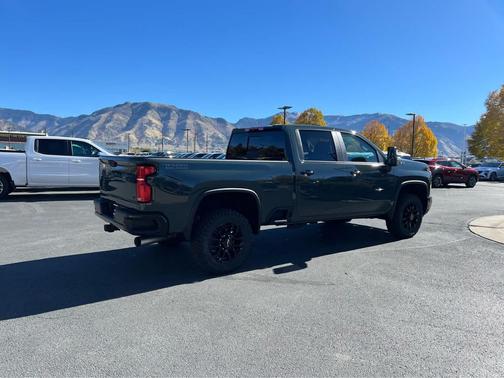 2026 Chevrolet Silverado 3500 LT