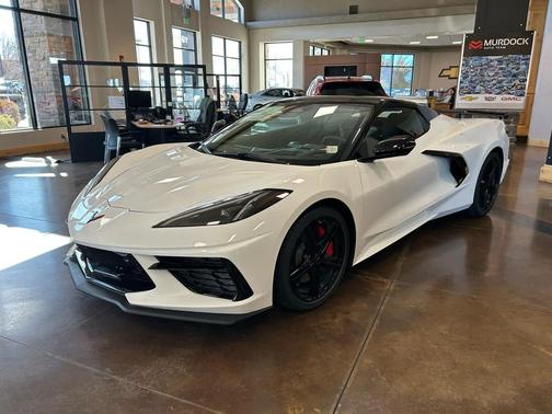 2026 Chevrolet Corvette Stingray w/2LT