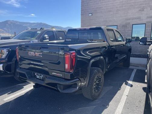 2024 GMC Sierra 1500 AT4X