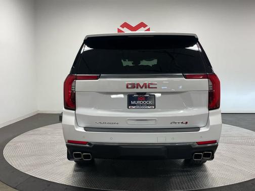 2025 GMC Yukon XL 4WD AT4
