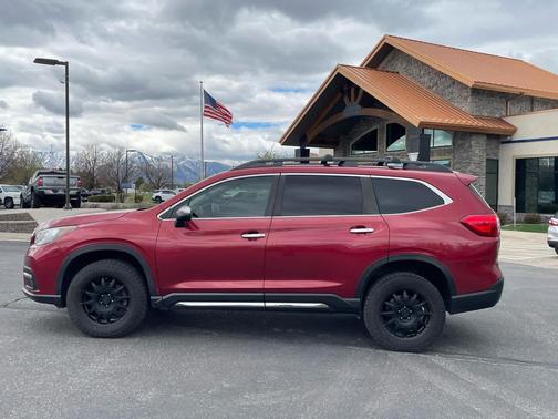 Crimson Red Pearl 2019 Subaru Ascent Touring 7-Passenger