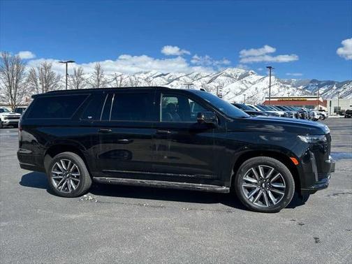 2023 Cadillac Escalade ESV Sport