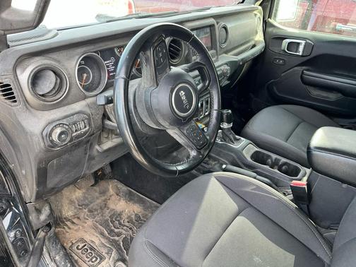 2022 Jeep Wrangler Willys