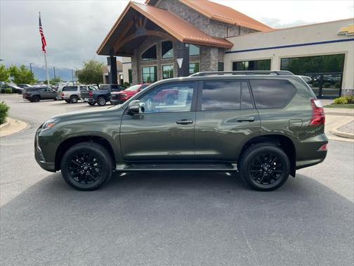 2022 Lexus GX 460 Base