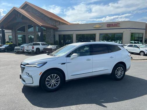 2023 Buick Enclave Essence AWD