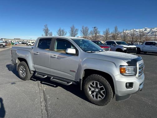 2017 GMC Canyon SLE