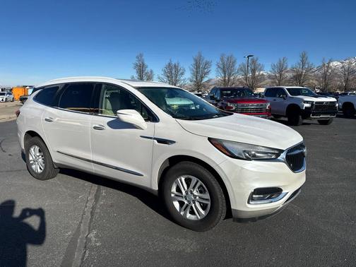2021 Buick Enclave AWD Essence