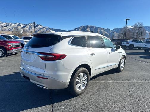 2021 Buick Enclave AWD Essence