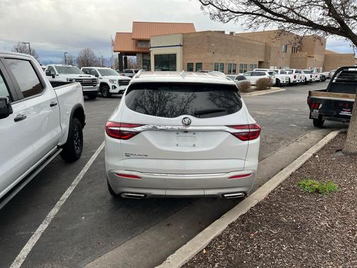 2021 Buick Enclave AWD Essence