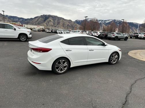 2017 Hyundai ELANTRA Limited