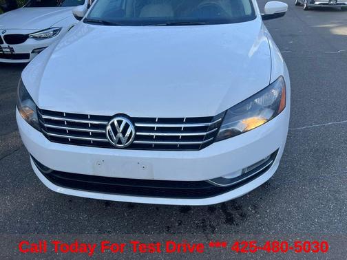Candy White 2014 Volkswagen Passat 1.8T Auto SEL Premium