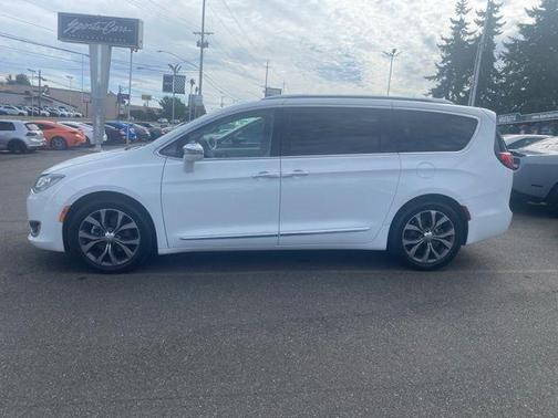 2017 Chrysler Pacifica Limited