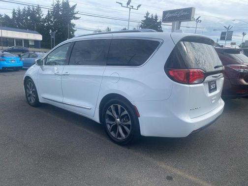2017 Chrysler Pacifica Limited