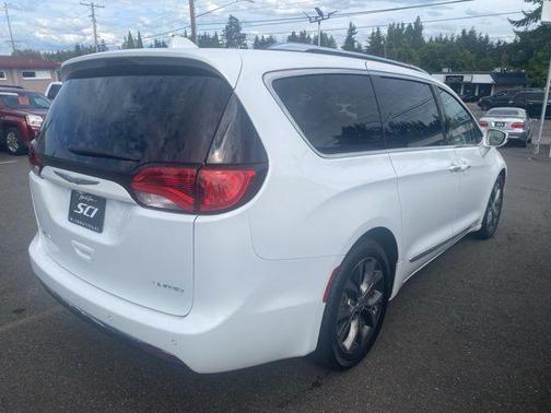 2017 Chrysler Pacifica Limited