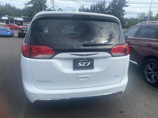2017 Chrysler Pacifica Limited