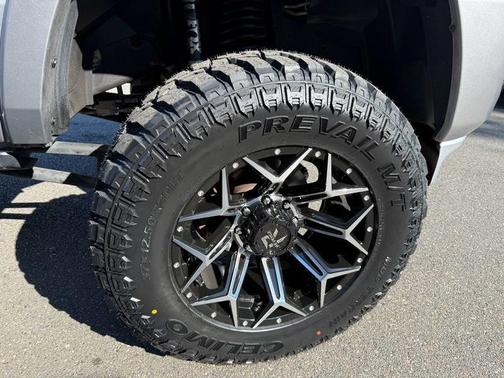 2021 RAM 2500 Laramie Mega Cab 4x4 6'4' Box