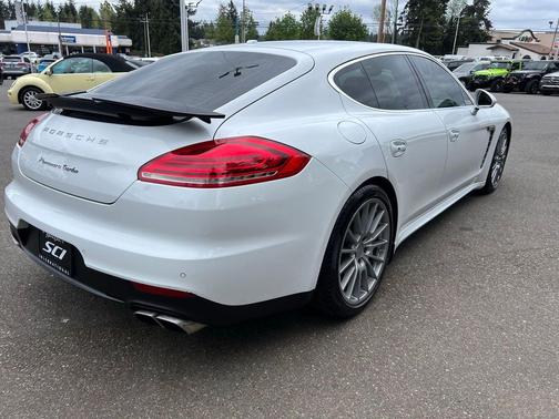 White 2014 Porsche Panamera Turbo