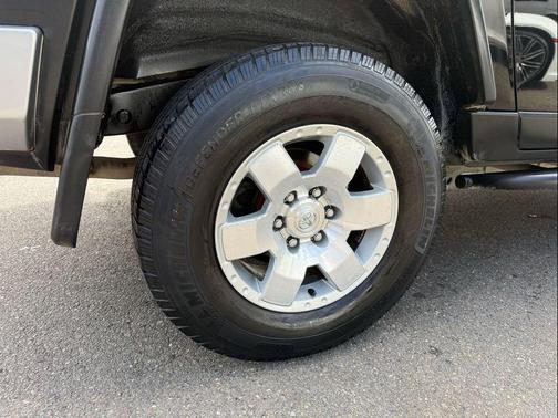 2014 Toyota FJ Cruiser Base