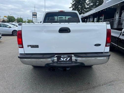 Oxford White Clearcoat 2001 Ford F-250 XLT